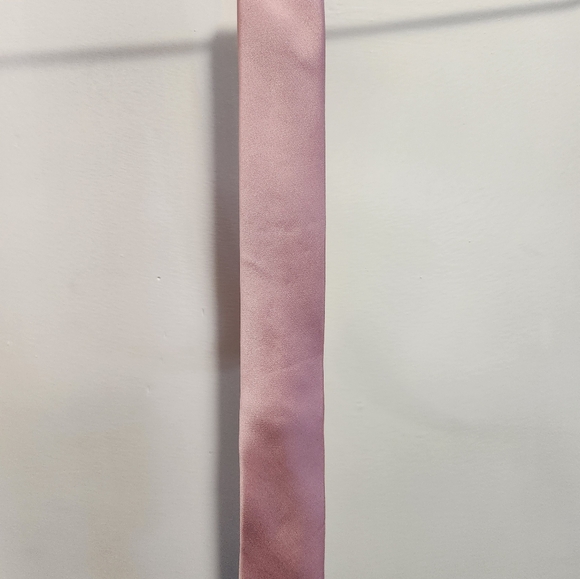 Men's Warehouse Egara Skinny Solid Tie - Picture 4 of 4